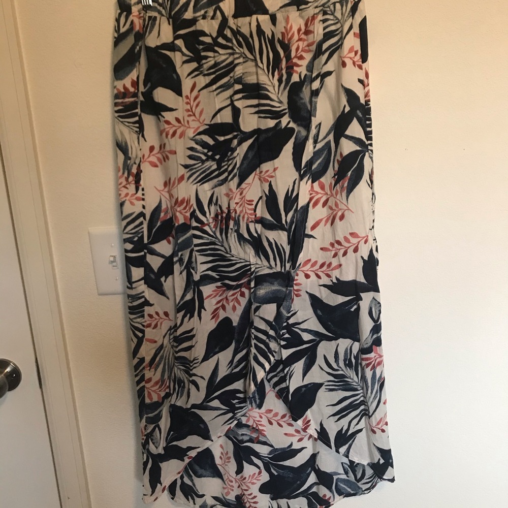 Blue/orange leaf asymmetrical skirt
